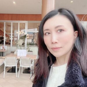 japanese woman profile