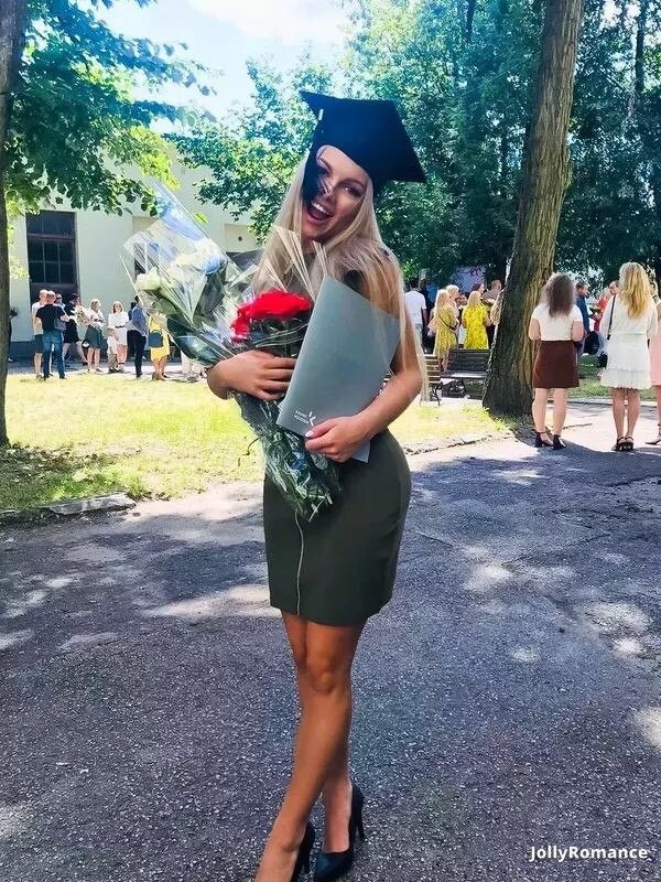 Polina, 24