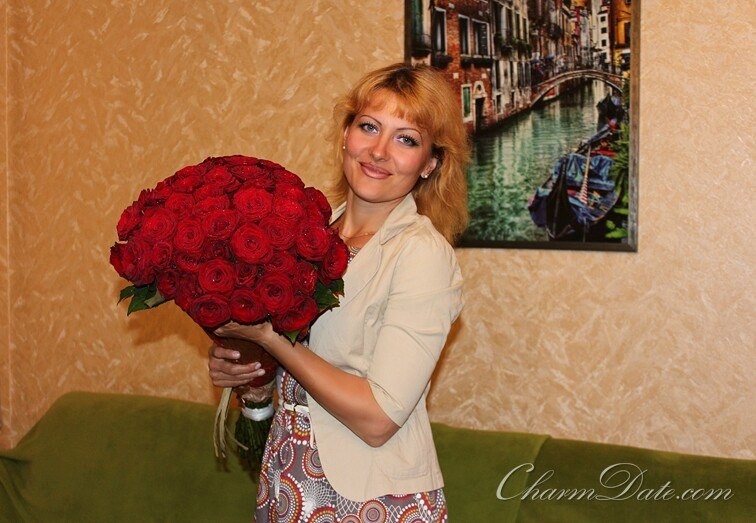 Yana, 49